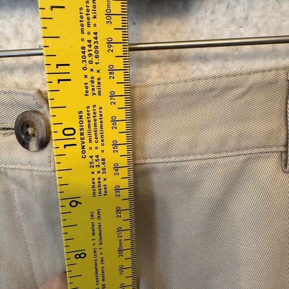 L.L. Bean Pants Women 6P Petite Classic Fit Tan Khaki Classic Easy Care - Picture 9 of 10